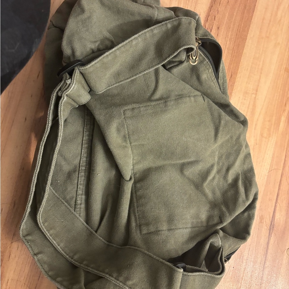 Olive Canvas Messenger Bag - Unbranded - Picture 4 of 4